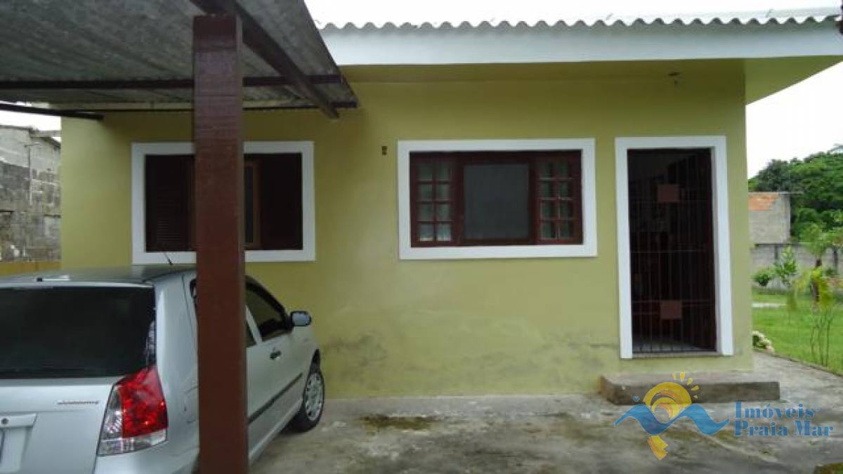 Casa para venda no bairro Josedy em Peruíbe