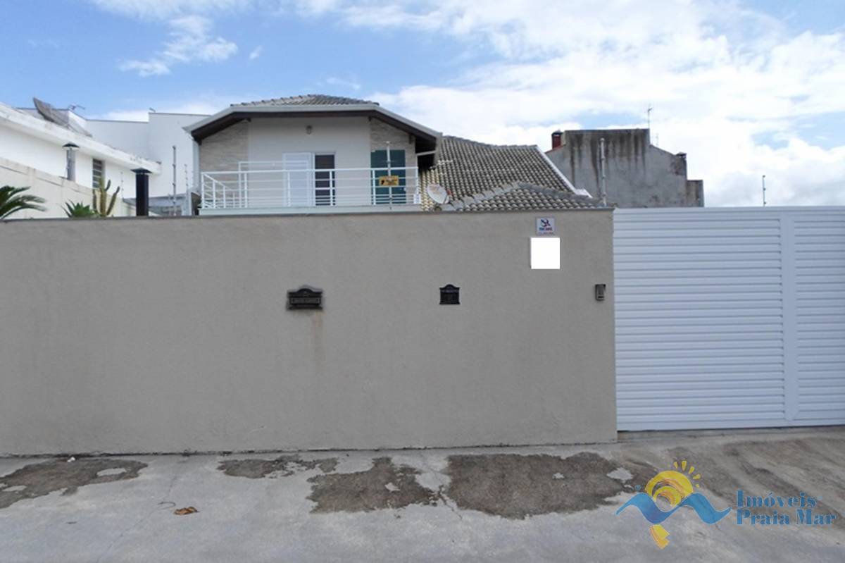 Casa para venda no bairro Ribamar em Peruíbe