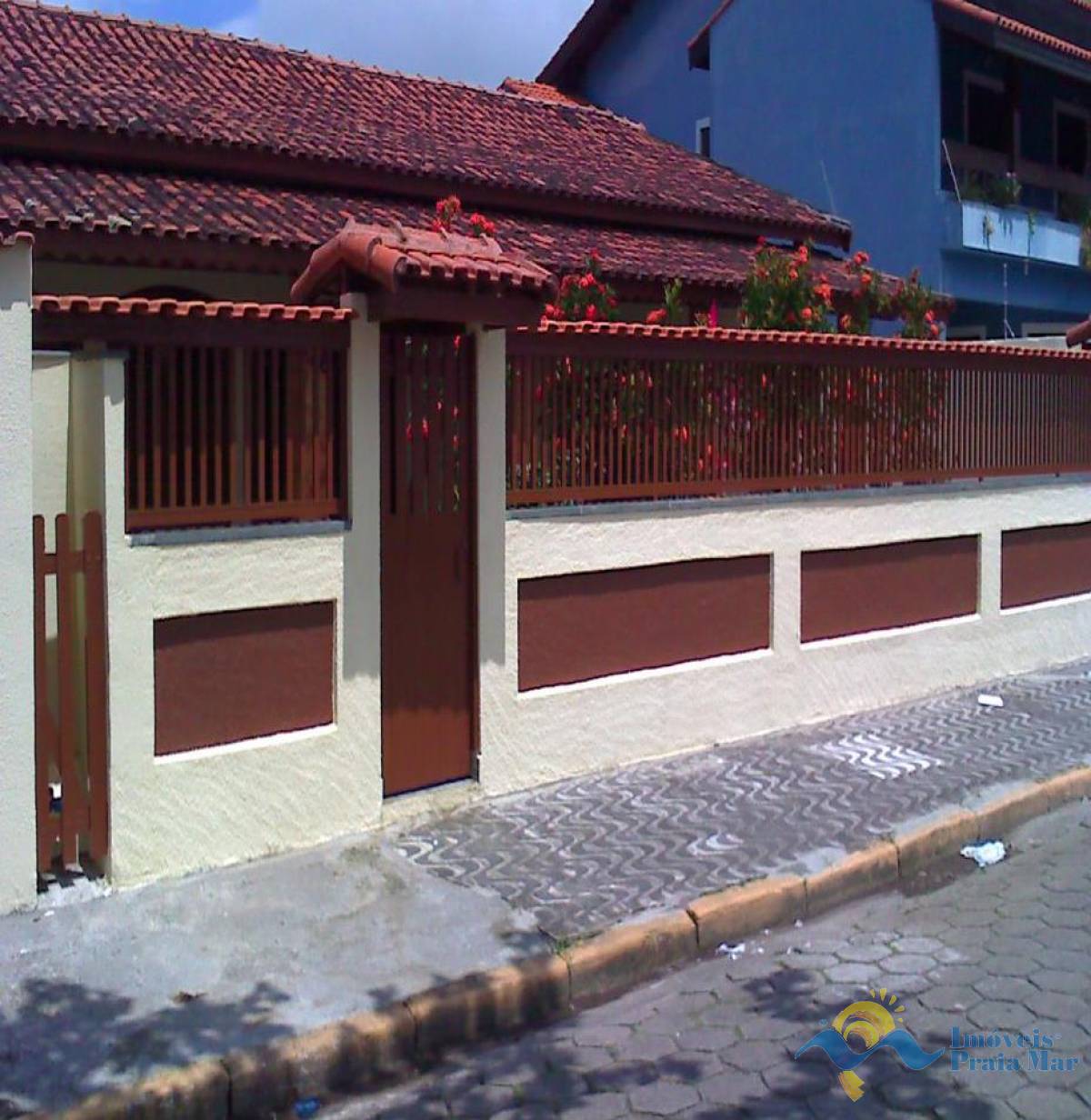 Casa para venda no bairro Centro em Peruíbe