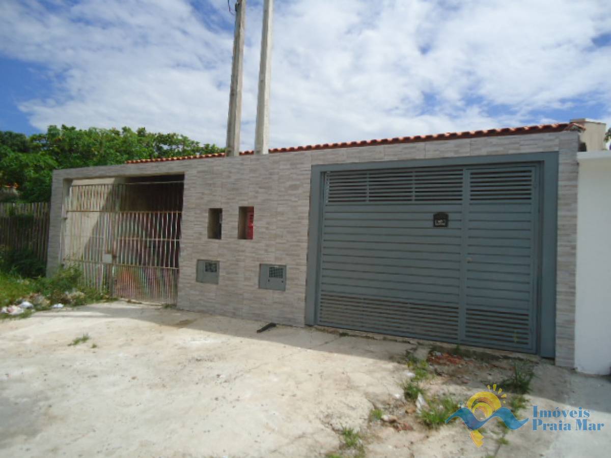 Casa para venda no bairro Jardim Los Angeles em Peruíbe