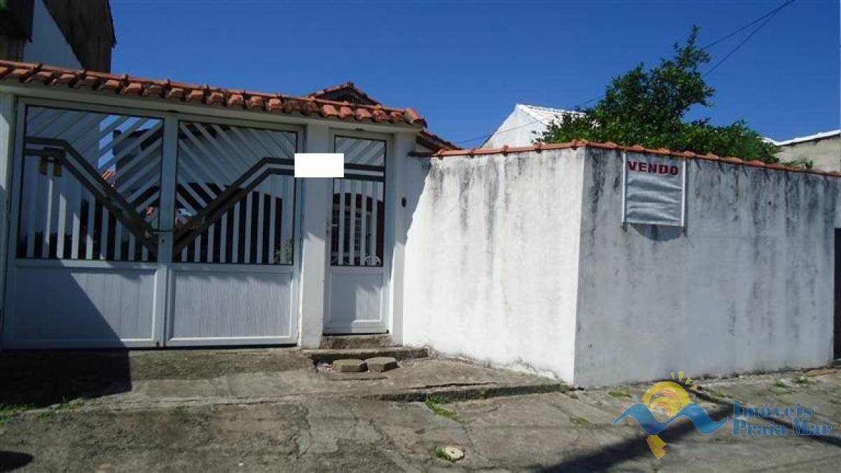 Casa para venda no bairro Centro em Peruíbe