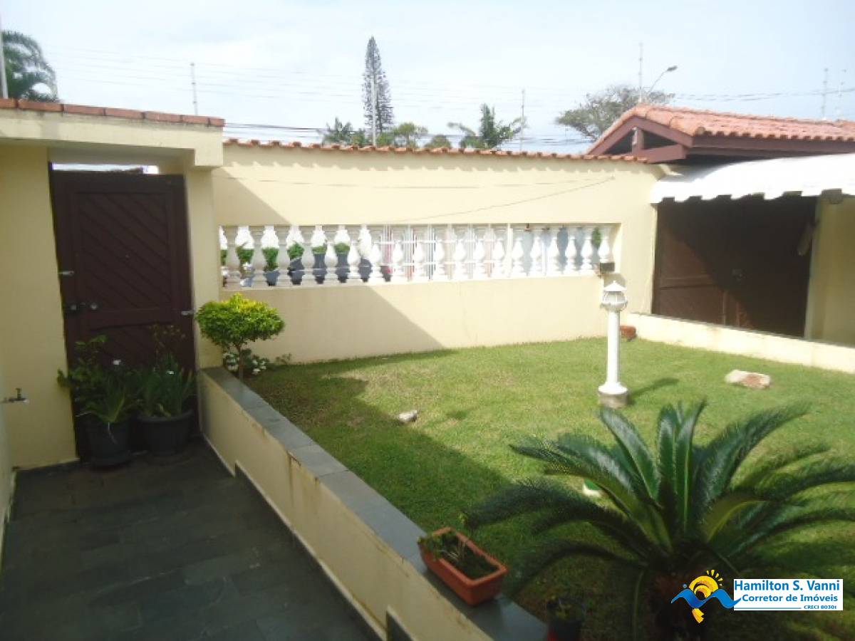 Casa para venda no bairro Samburá em Peruíbe