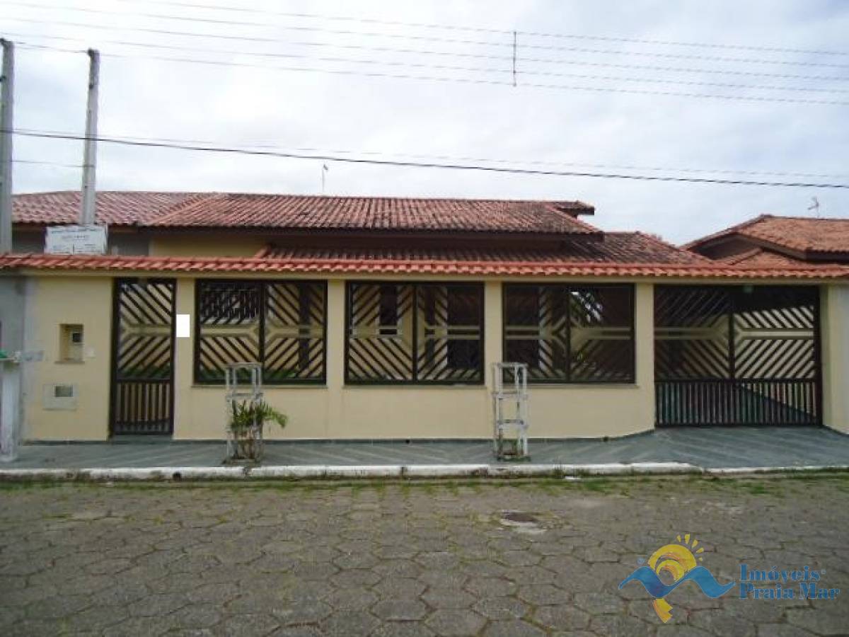 Casa para venda no bairro Stella Maris em Peruíbe