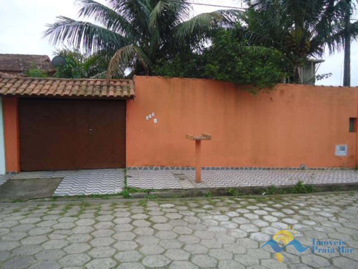 Casa para venda no bairro Stella Maris em Peruíbe