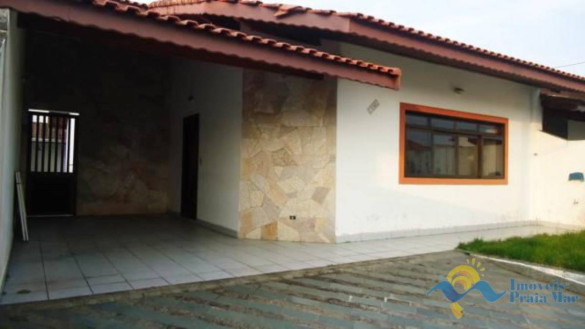 Casa para venda no bairro Oásis em Peruíbe