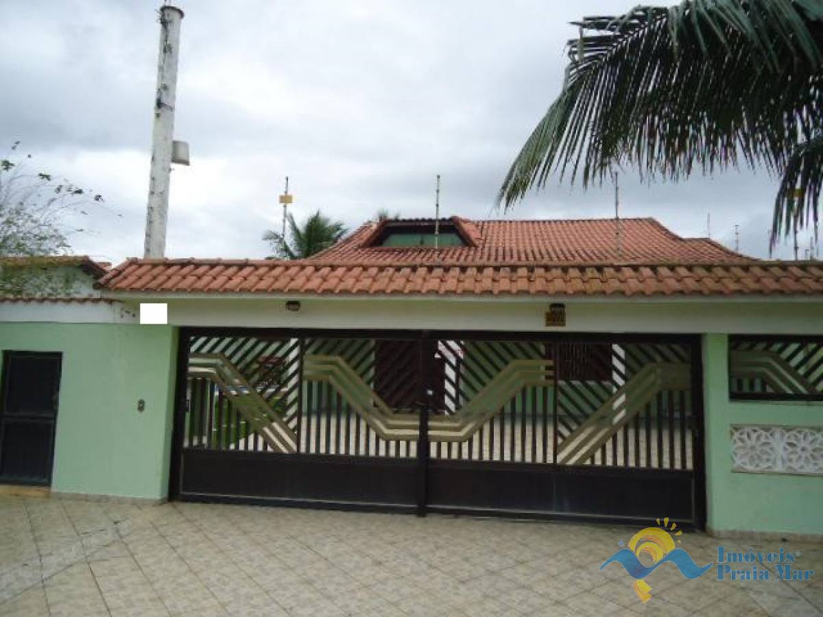 Casa para venda no bairro São José em Peruíbe