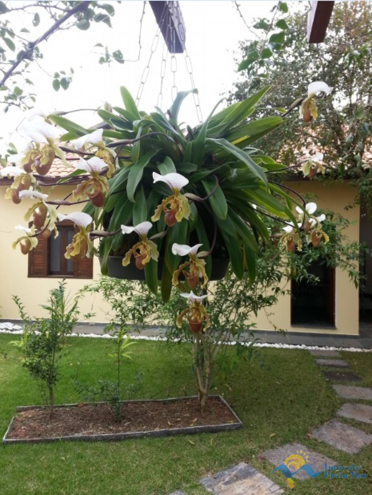 Casa para venda no bairro Maria Helena Novaes em Peruíbe