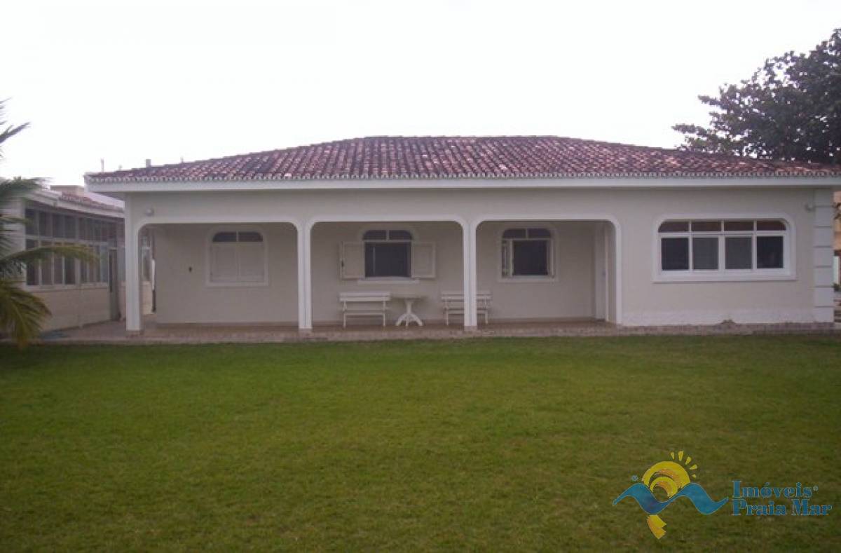 Casa para venda no bairro Oásis em Peruíbe