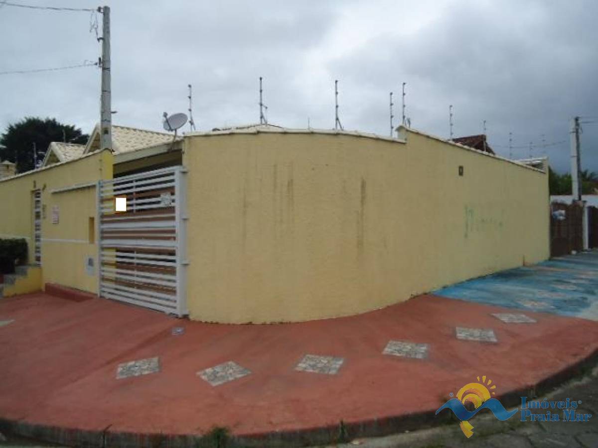 Casa para venda no bairro Arpoador em Peruíbe