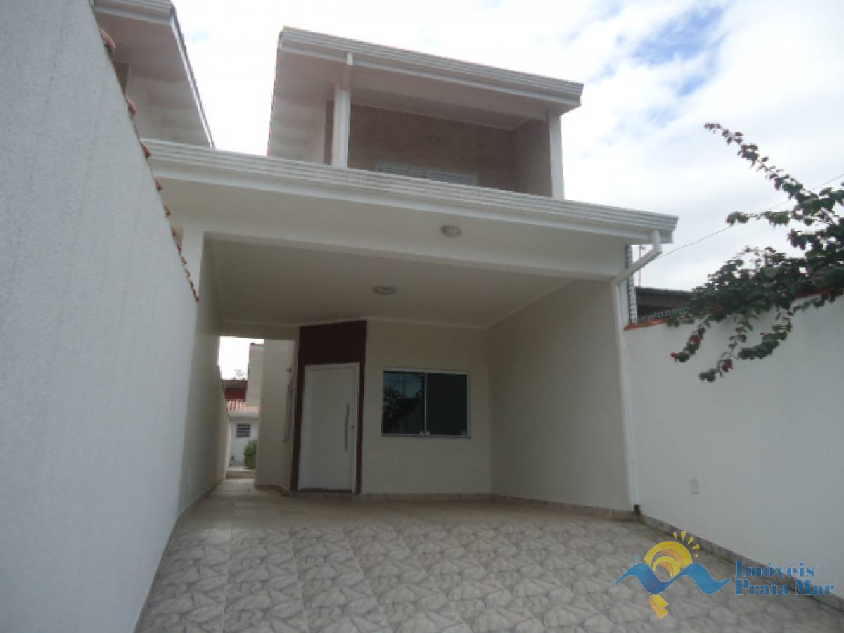 Casa para venda no bairro Centro em Peruíbe