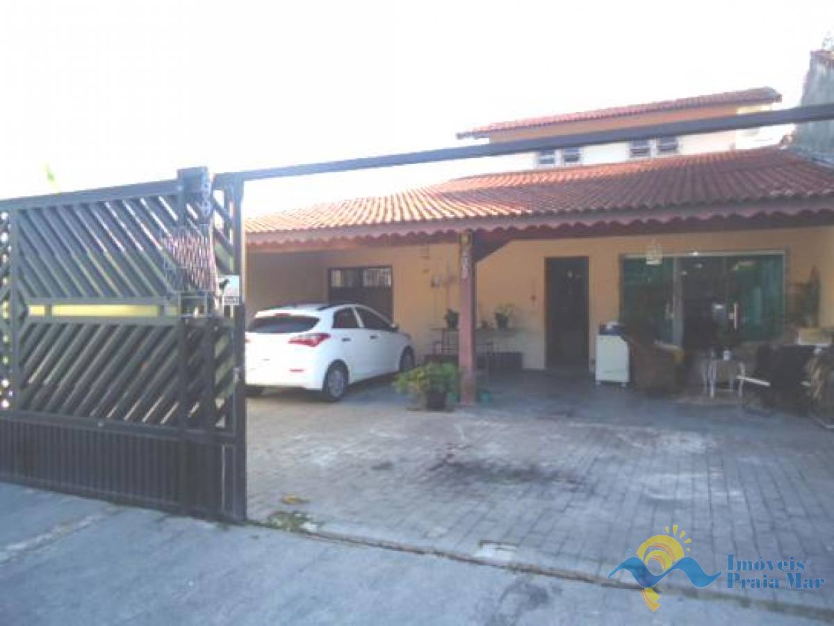 Casa para venda no bairro Scipel em Peruíbe