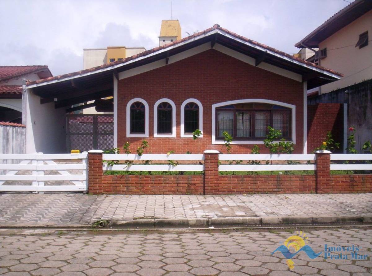 Casa para venda no bairro Cidade Nova Peruibe em Peruíbe