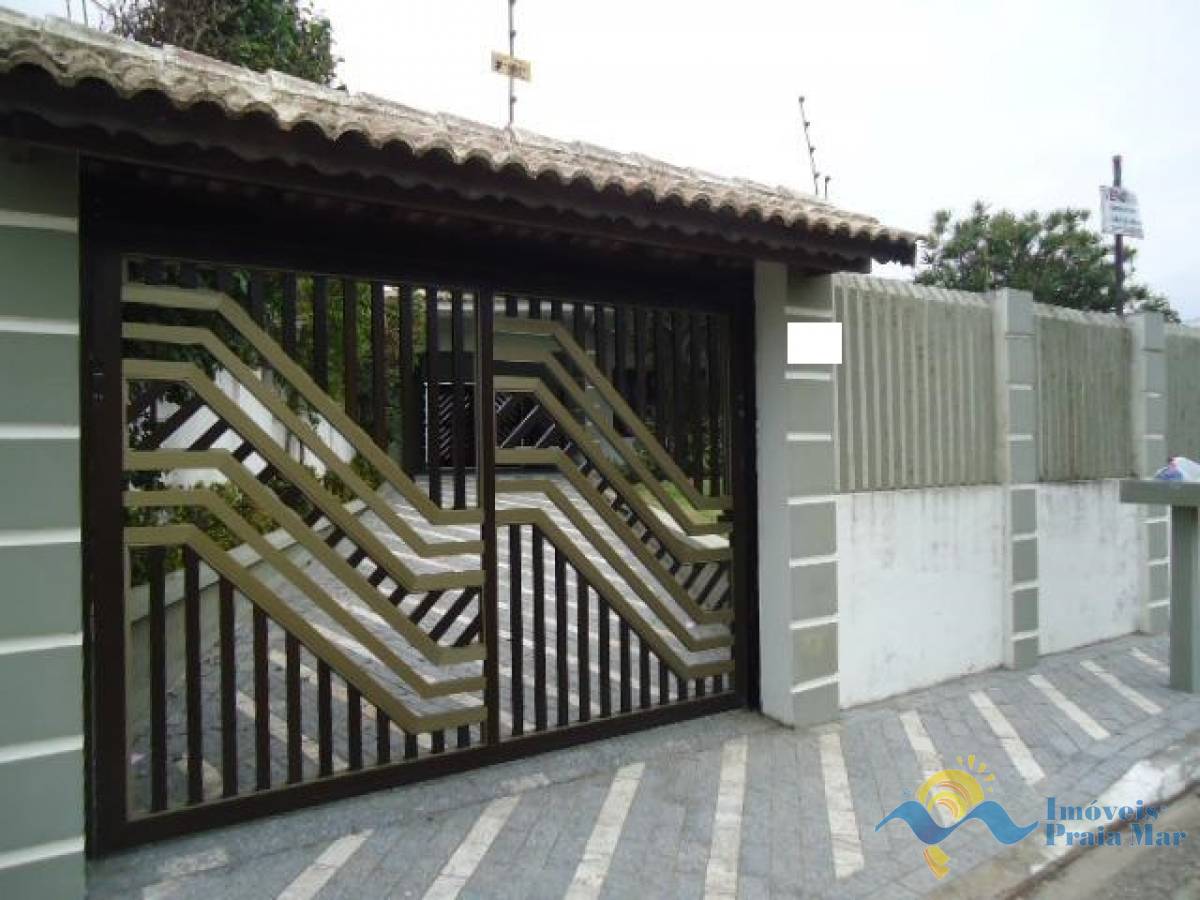 Casa para venda no bairro Stella Maris em Peruíbe