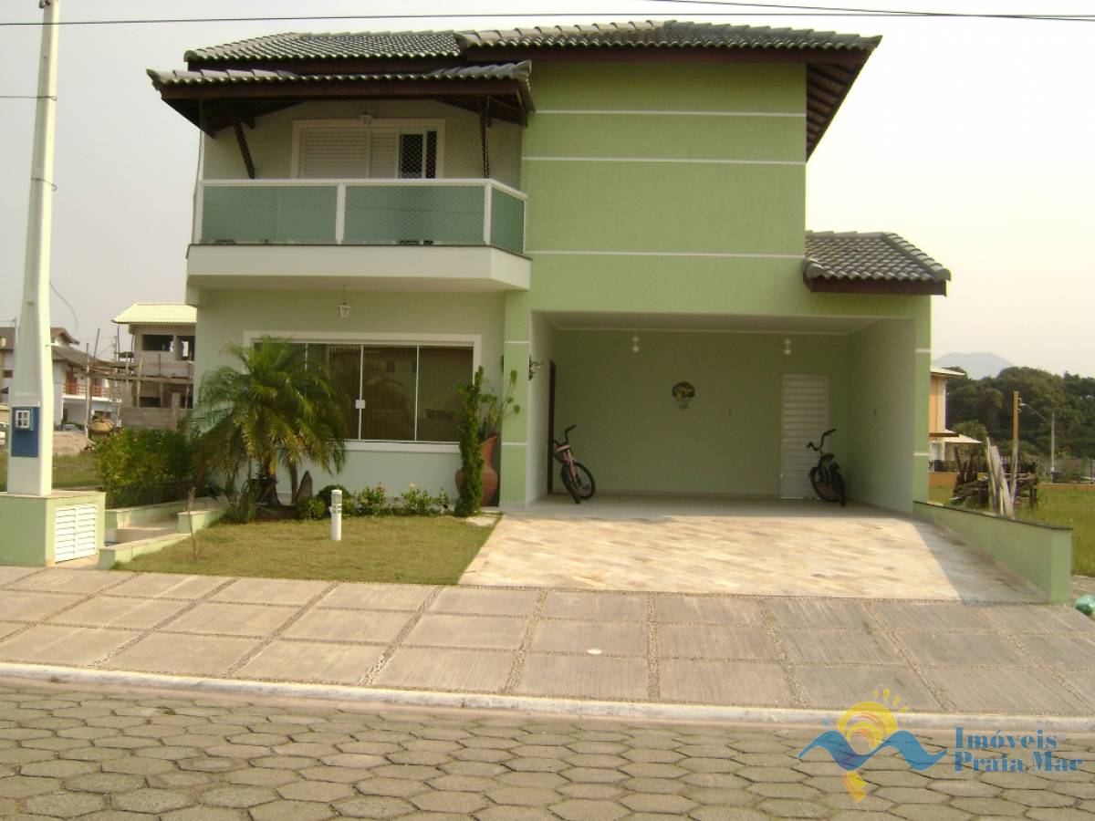 Casa para venda no bairro Três Marias em Peruíbe