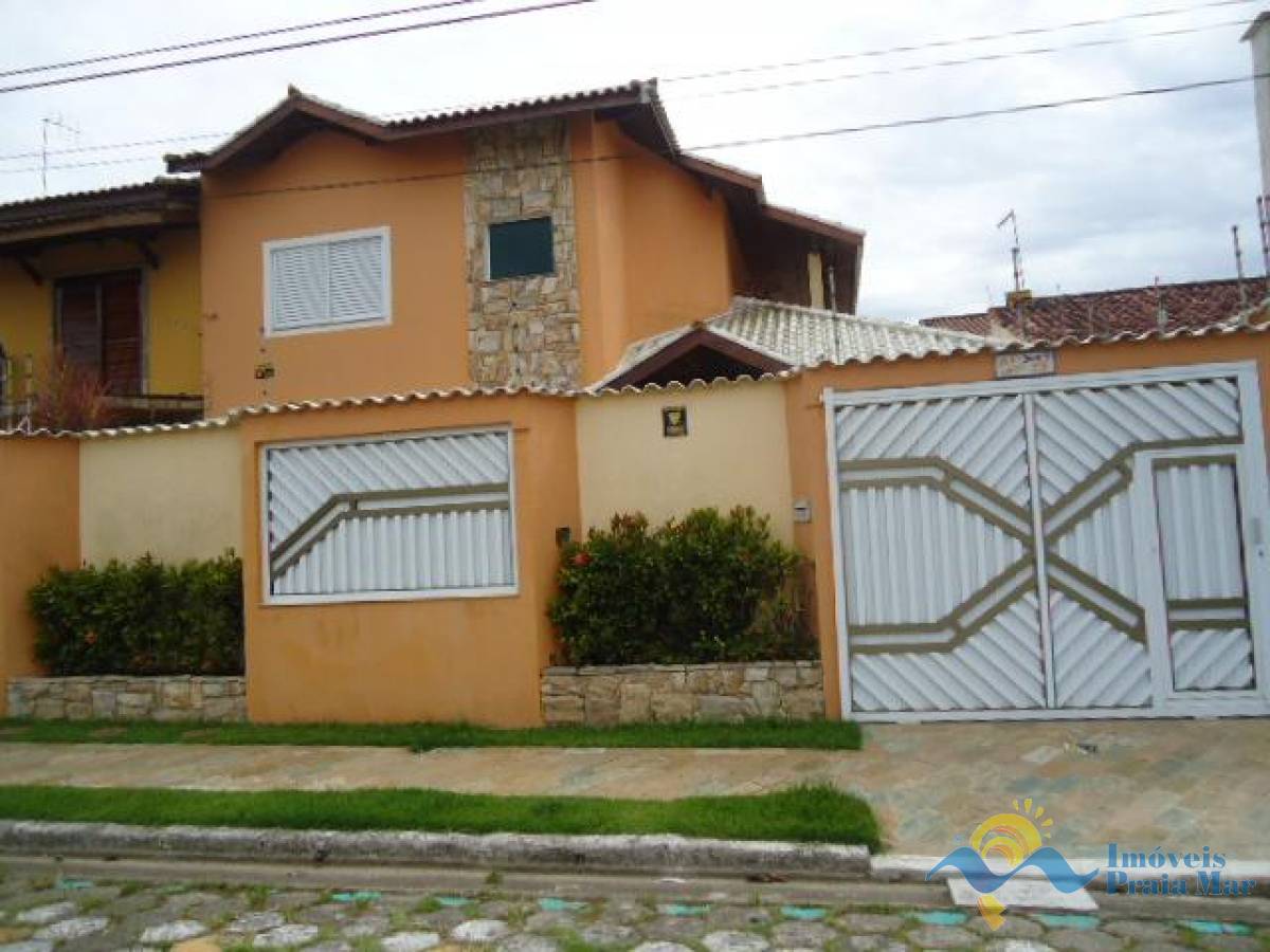 Casa para venda no bairro Três Marias em Peruíbe