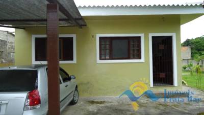 Casa para venda no bairro Josedy em Peruíbe