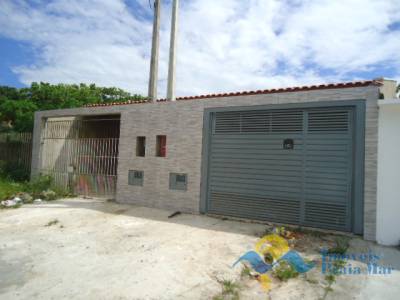 Casa para venda no bairro Jardim Los Angeles em Peruíbe