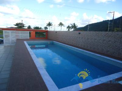 Casa para venda no bairro Centro em Peruíbe