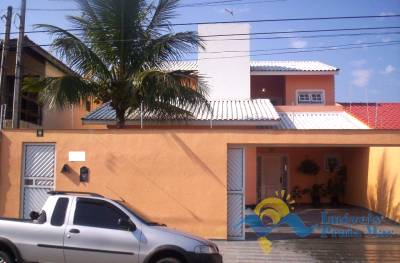 Casa para venda no bairro Ribamar em Peruíbe