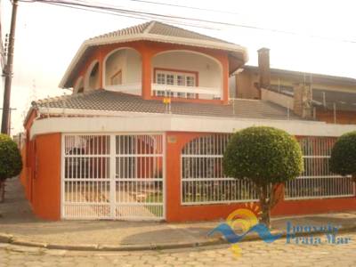 Casa para venda no bairro Stella Maris em Peruíbe