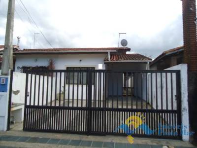 Casa para venda no bairro Stella Maris em Peruíbe