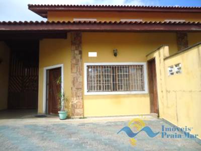 Casa para venda no bairro Turístico em Peruíbe