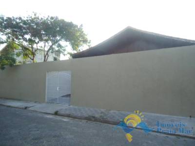 Casa para venda no bairro Scipel em Peruíbe