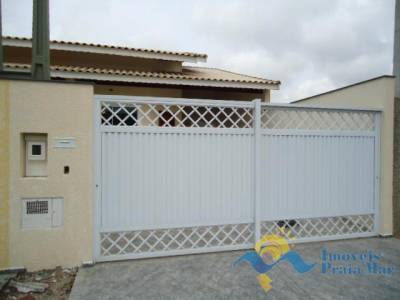 Casa para venda no bairro Stella Maris em Peruíbe