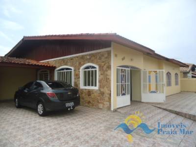 Casa para venda no bairro Flórida em Peruíbe