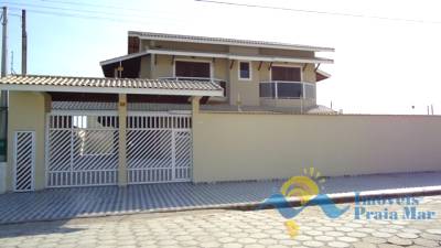 Casa para venda no bairro São José em Peruíbe