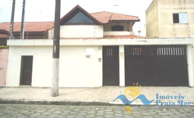 Casa para venda no bairro Continental em Peruíbe