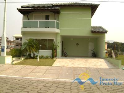 Casa para venda no bairro Três Marias em Peruíbe