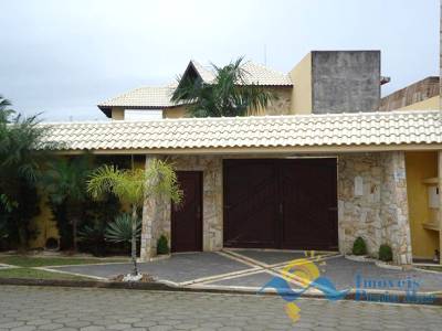 Casa para venda no bairro Três Marias em Peruíbe